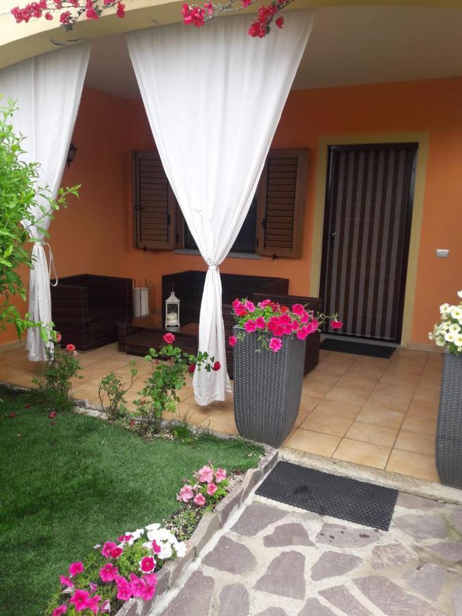 Villa Casa Con Giardino Olbia Exterior foto
