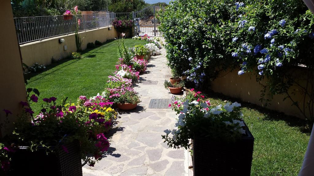 Villa Casa Con Giardino Olbia Zimmer foto